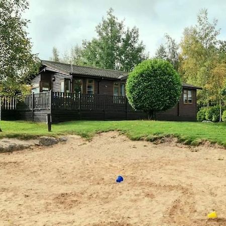 4 Bed Luxury Lodge With Hot Tub Near Lake District Warton Kültér fotó